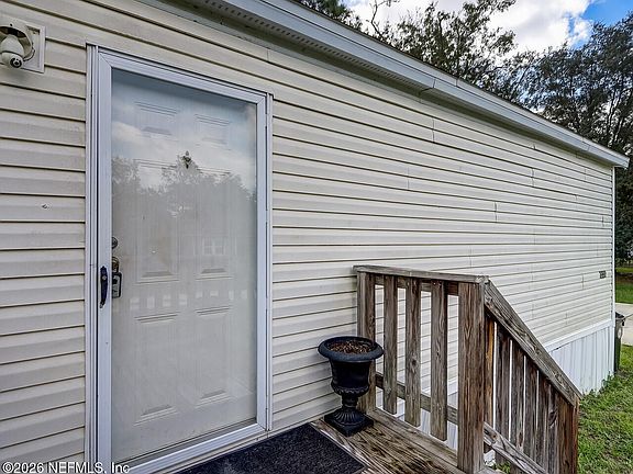 2nd image of 1628 CHESTNUT BAY Cove