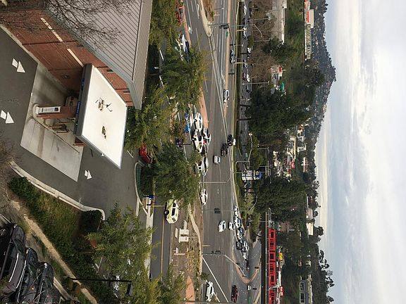Great view, close to all!