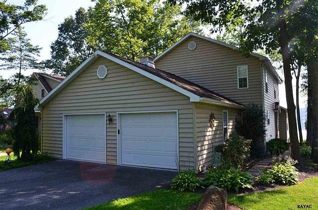 1st image of 142 Lake Meade Dr