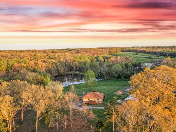 48 Mount Lebanon Rd, Lawrenceburg, TN 38464