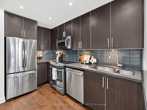 5th image of 2212 Lake Shore Blvd W #4107