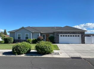 5180 Nickolas Dr, Klamath Falls, OR 97603