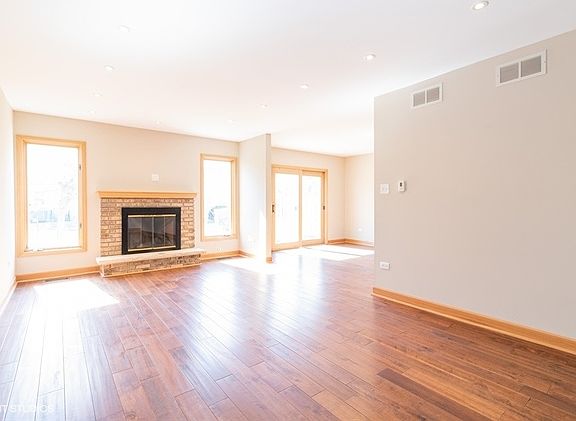 5th image of 17263 Lakebrook Dr