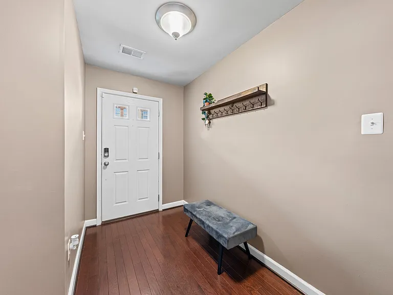 4718 Forest Pines Dr — Photo 4