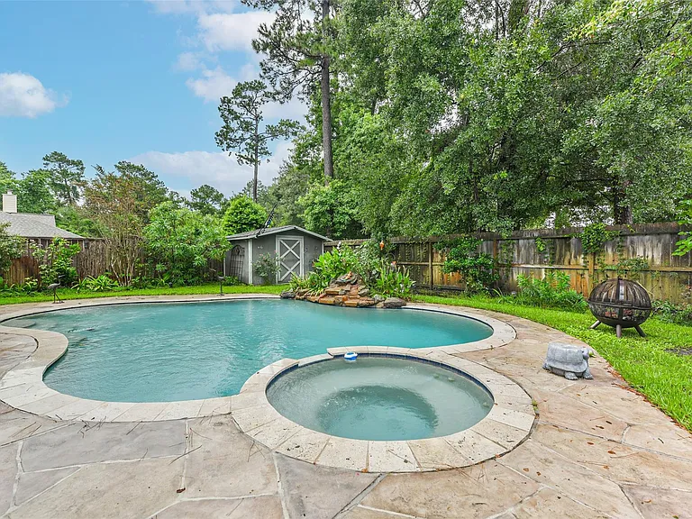 20319 Umber Oak Ct — Photo 45