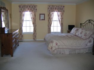 29 Lavada Ln, Ringoes, NJ