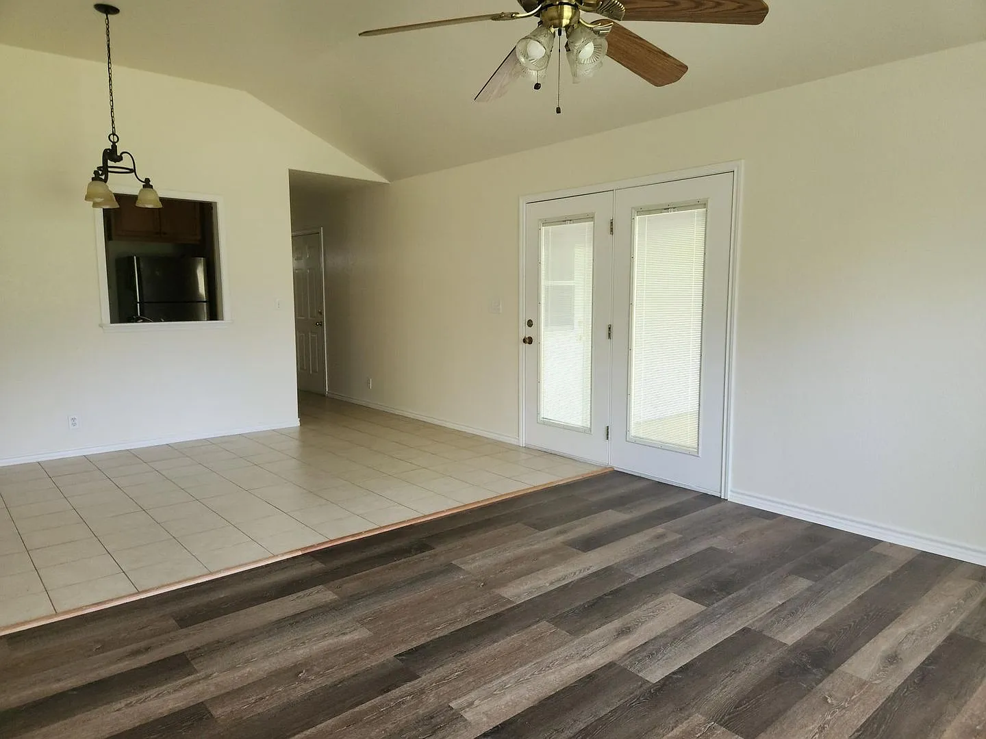 For Lease!! — Photo 2