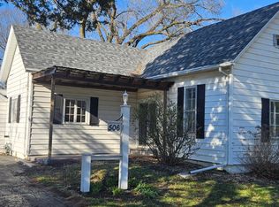 506 E Warren St, Saint Joseph, IL