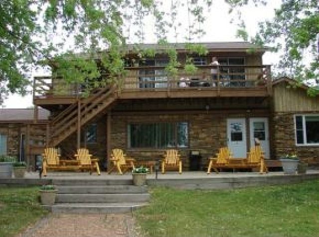 1st image of 8616 Lakeview Dr #6