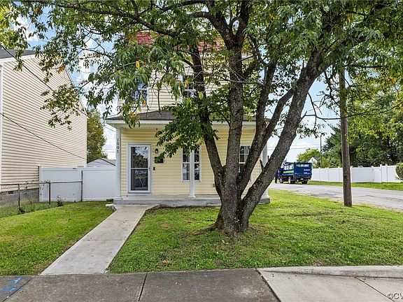 2nd image of 1501 N 29th St