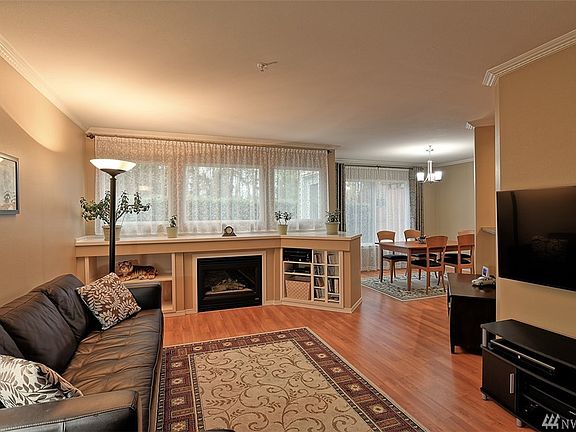 5th image of 16823 6th Ave W #B