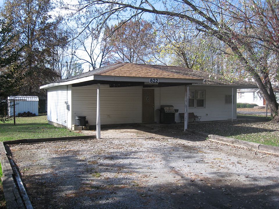 1st image of 822 N McKinley St