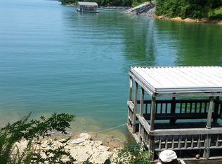 1929 Range Rd, Dandridge, TN 37725