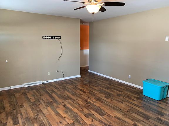 4th image of 1138 Stonehaven Ave