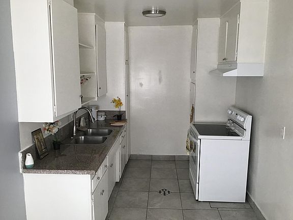 2nd image of 8513 Cedros Ave APT 5