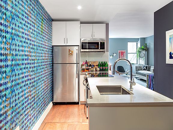 2nd image of 245 W 25th St APT 5F