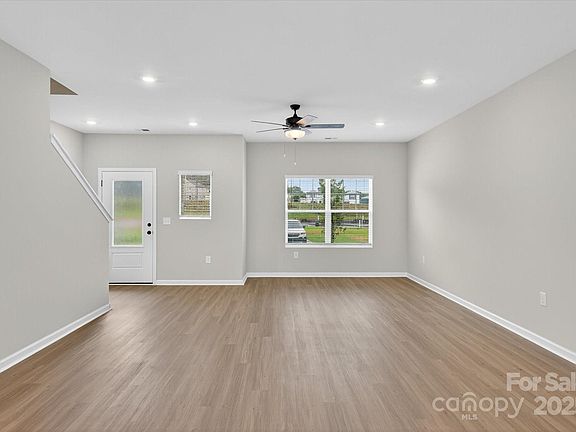 3rd image of 1838 Rhyne Elementary Dr