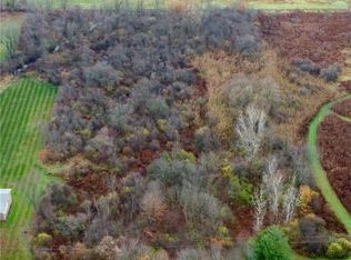 2515 Wright Rd, Akron, OH 44320