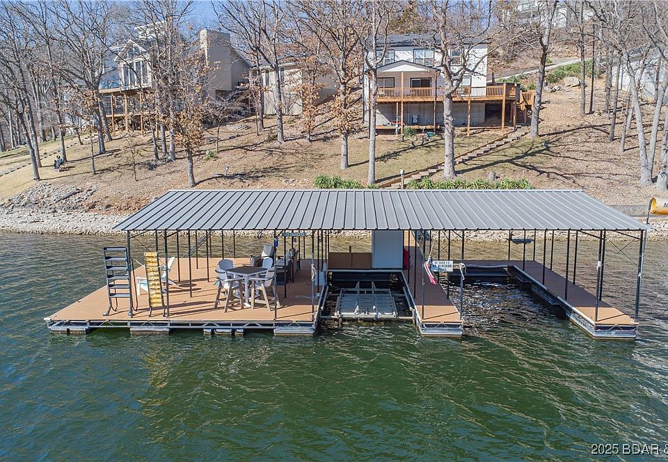 1st image of 42 Bluebird Dr