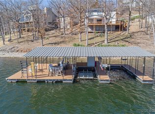 42 Bluebird Dr, Lake Ozark, MO 65049