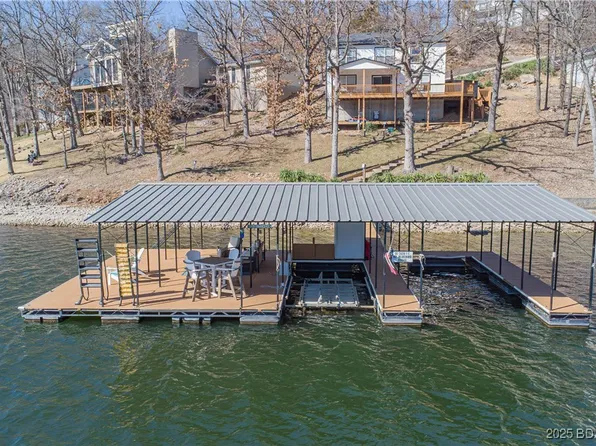 42 Bluebird Dr, Lake Ozark, MO 65049