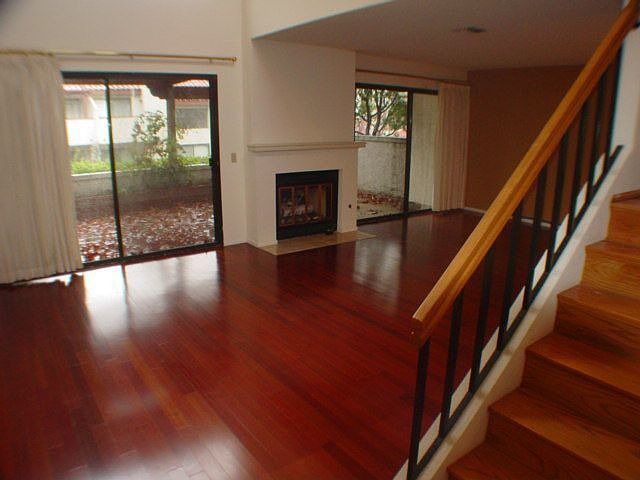 1st image of 868 Wabash Ct