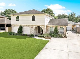 9108 Ormond Pl, River Ridge, LA 70123