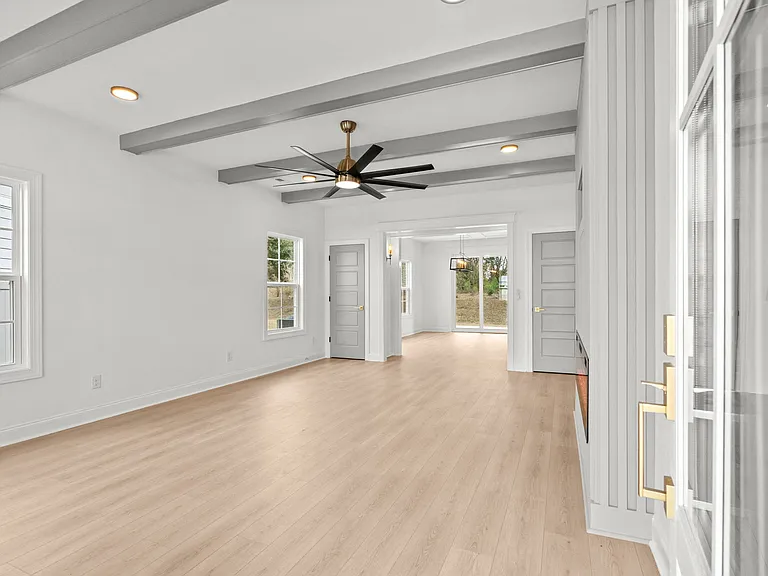 176 Arbor Ridge Cir — Photo 3