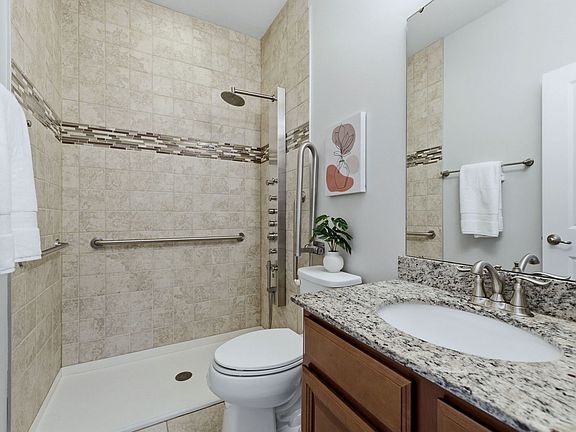 5th image of 3813 Ridge Pointe Dr