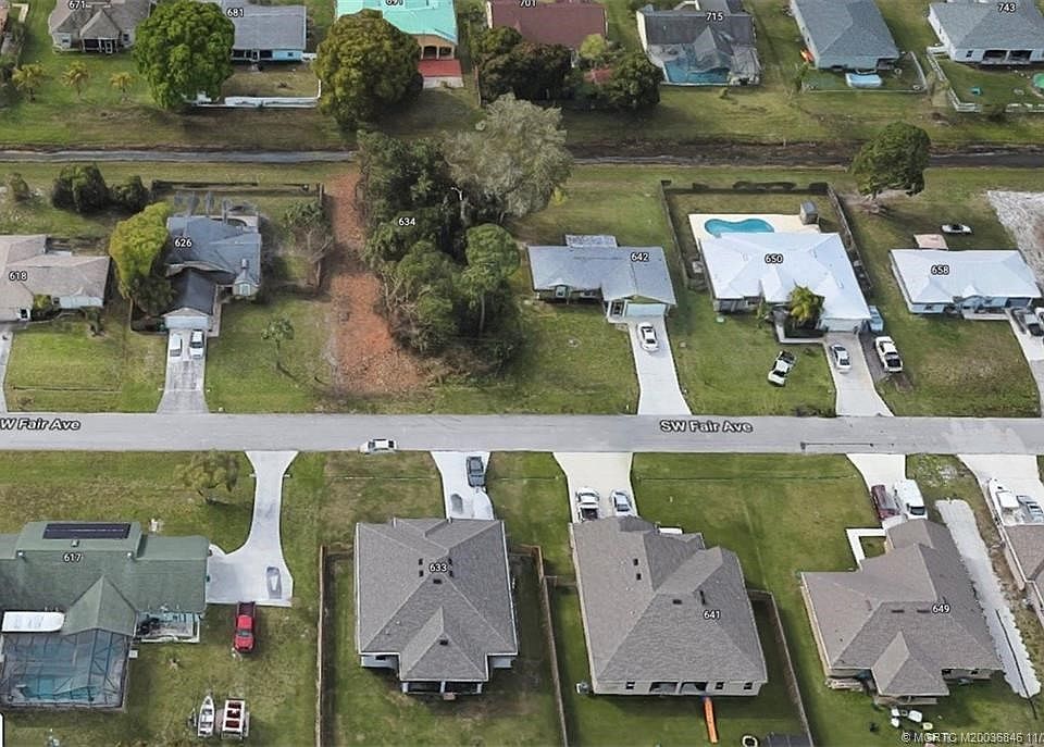 1st image of 634 SW Fair Ave