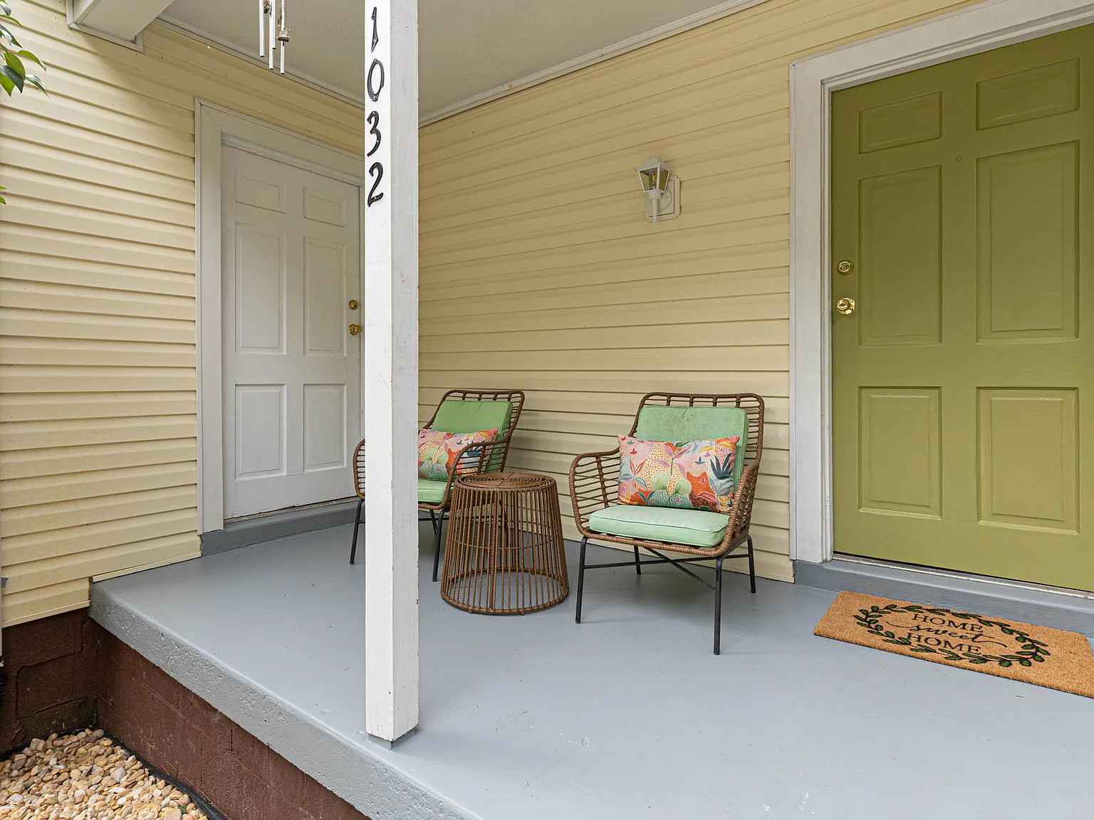 3 bed, 1162 sqft, $2,100 — Photo 3