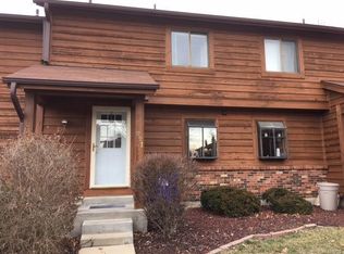 221 Cedar Grove Dr, Saint Charles, MO 63304