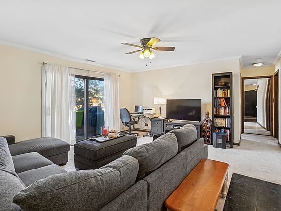 4th image of 112 Mullingar Ct APT 1C
