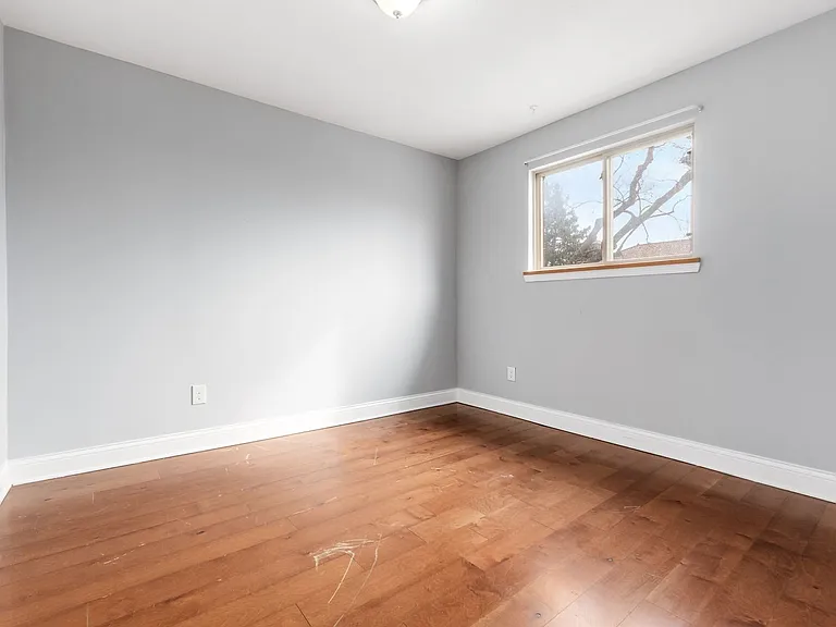 1580 E Mound St — Photo 38