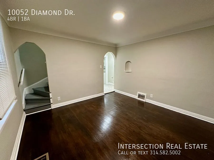 Completely Renovated 4bd/1ba Riverview Home — Photo 3