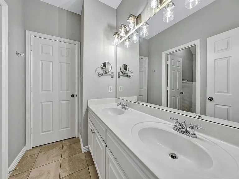 920 Ethan Rd — Photo 35