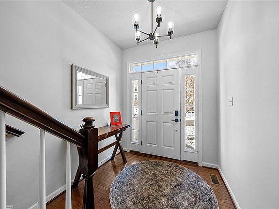 2nd image of 2268 Flint Dr