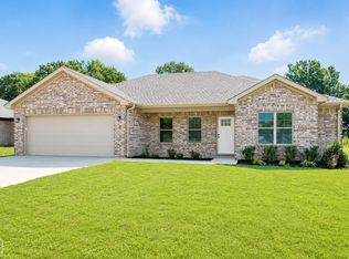 5410 Lotus St, Jonesboro, AR 72404