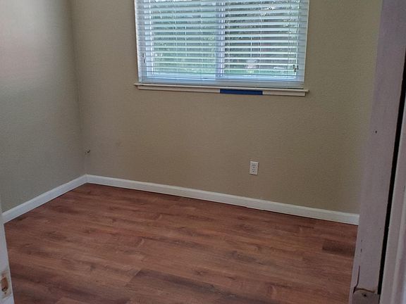 5th image of 8004 Gilpen Way