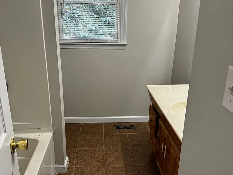 1862 Geiberger Dr — Photo 21