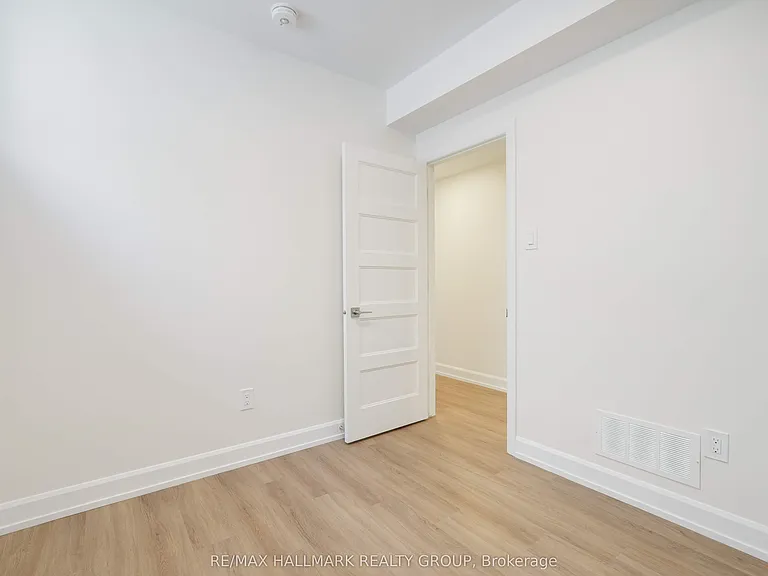 958 Fisher Ave #C — Photo 21