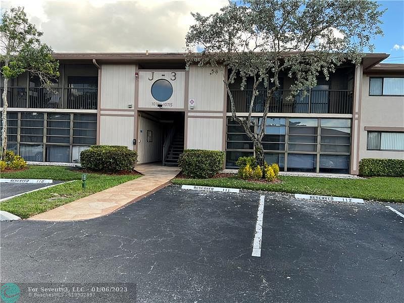 1st image of 10705 W Clairmont Cir #110