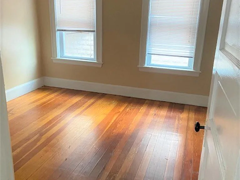 17 Mason St #1 — Photo 6