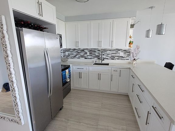 2nd image of 5401 Collins Ave APT 722