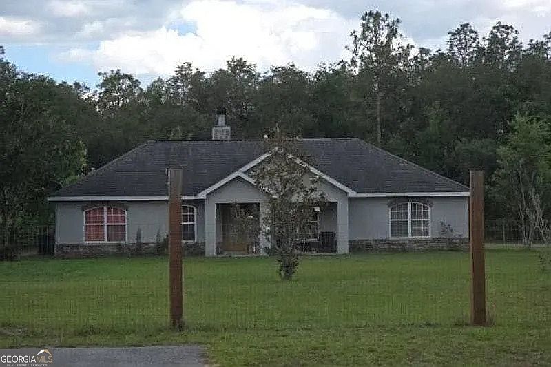 1st image of 13920 SW 61st Place Rd