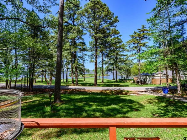 17745 Sunset Strip, Flint, TX 75762