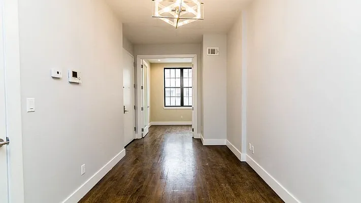 Rented by Nooklyn NYC LLC | media 63