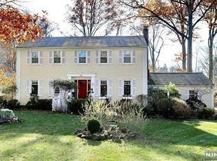 58 Fairway Ter, Norwood, NJ 07648