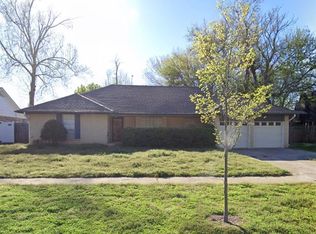 2722 S Berry Rd, Norman, OK 73072