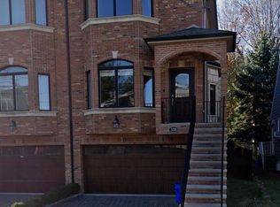 358 Tom Hunter Rd, Fort Lee, NJ 07024